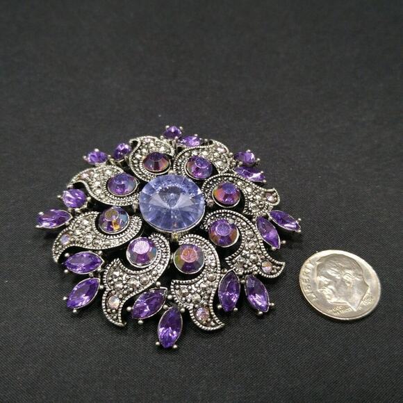 Vintage Purple Rhinestone Flower Brooch, Lavender Rivoli Stone, 1990s, 2 1/4 In - Picture 7 of 7